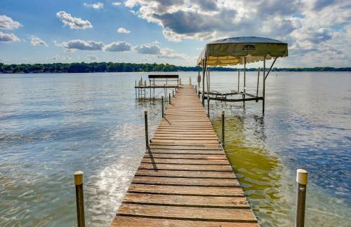 Waterfront Spirit Lake Vacation Rental with Dock! - Foto 2