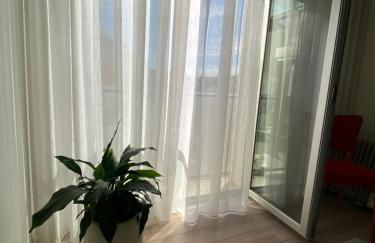 Riverside - apartment - Photo 12