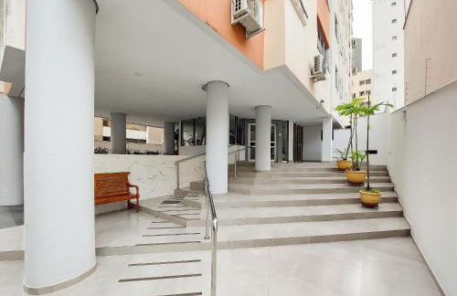 Apto 2 quartos, centro, garagem, ar condicionado - Foto 19