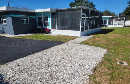 Camp St. Cabanas Unit 4 - Photo 6