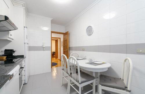 Encantador piso con parking by CABANA Rentals - Foto 15