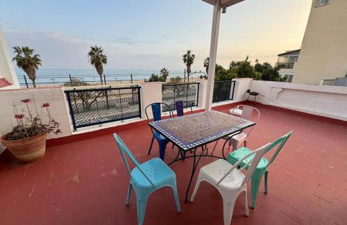 Casa con vistas al mar y jardín - Foto 1