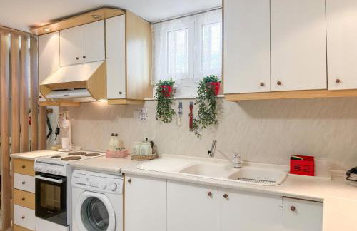 Stone Haven & Garden near the Sea - Foto 2