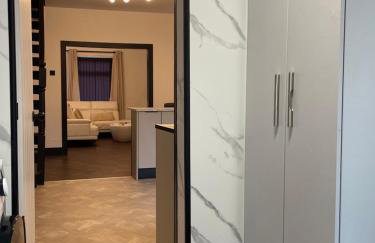 Slick Space for a Standish Stay - Photo 12