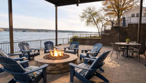 Crystal Palm Lakefront Luxury Home 6 Bed and 5 Bath - Foto 4