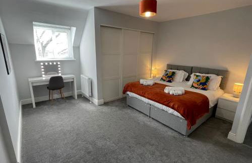Ideal Contractor Business & Family Friendly 2-Bed Apartment Quiet & Spotless with Fast WiFi Large Screen Smart TV - Foto 26