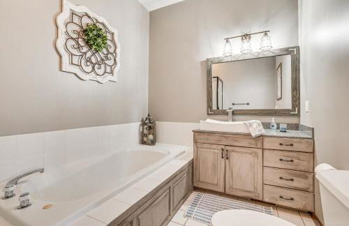 Riverfront Home with Yard Games in Wabasha! - Foto 13