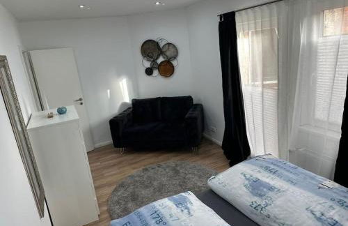 Zentrale, stilvolle Wohnung - Foto 4