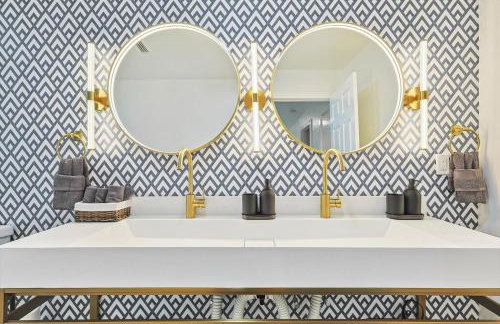 5-BR Relaxing Retreat with Pool Hot tub Fire Pit - Foto 23