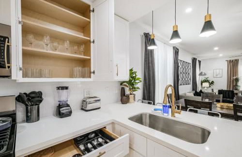 Paschall Heights Home Sleeps 6 King Suite - Foto 26