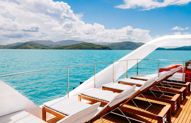 Whitsundays Islands Boat Tour - Photo 6