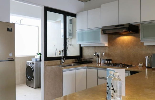 w Picturesque 2BR With Balcony in Miraflores - Photo 8