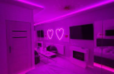 Apartament "Love Island" Jacuzzi SPA z dużą wanną z hydromasażem dla Dwojga - Foto 11