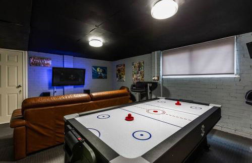 City home with parking and garden- pet friendly - Photo 5