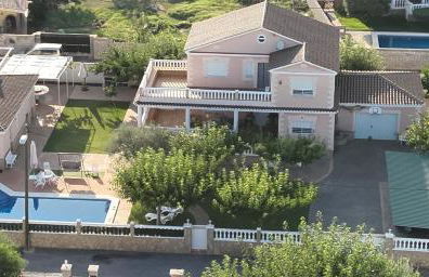Villa Loli, Chalet con piscina, cerca de la playa y la ciudad - Photo 2