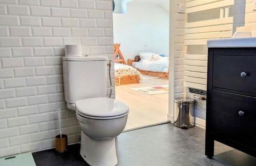 Grande ferme de 250m2 rénovée au charme rustique - Foto 41