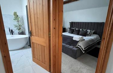 Oak Barn-ideal for Nec,Hs2,BHX,family gatherings - Foto 10