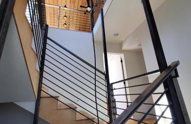 This Deluxe Modern New 3-Story Home With Central Ac Offers The Best Of Bozeman! - Foto 27