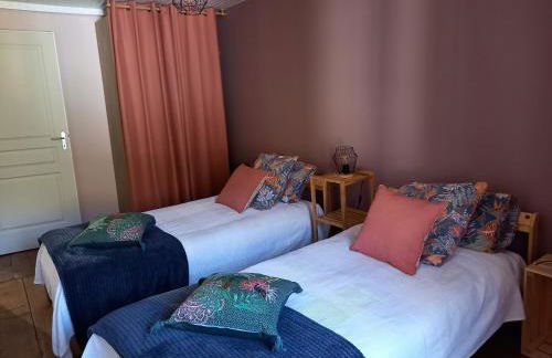 Gîte des Remparts près de Clermont, confort et charme - FR-1-582-541 - Foto 10