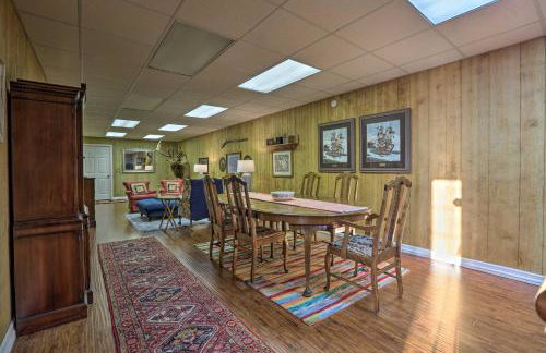 Family Farmhouse on 160-Acre Ranch with Hiking Trail - Foto 26