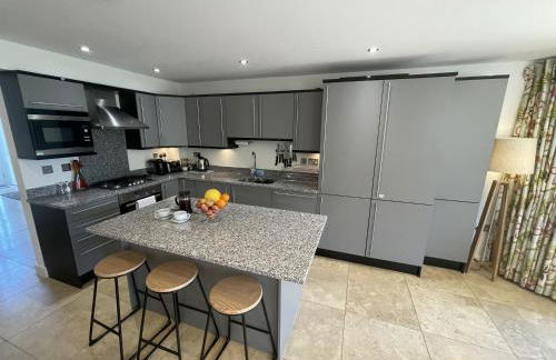 Trewhiddle Retreat V12 by Together Travel - Luxury 4-Bedroom Villa - Foto 15