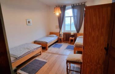 Das alte Herrenhaus auf dem Bio-Bauernhof - Foto 14