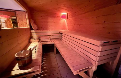 Dormi nella SPA privata con letto ad acqua, sauna, doccia emozionale e kneipp - Foto 76