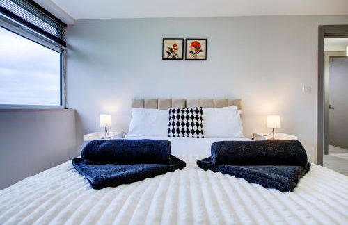 Modern 2 Bed in High Wycombe by ARP Homes, Ideal for Families or Business, Free Parking - Foto 31