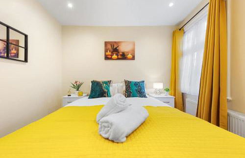Immaculate 2BR London Flat with King Bed-Parking Available-Sleeps 6-20 Percent OFF Off Long Stays! Perfect for Families, Contractors & Couples! - Foto 38