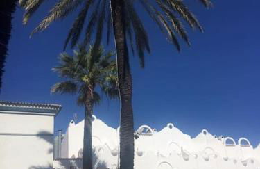 SEA VIEW Holiday Home in Marbella Resort - Photo 7