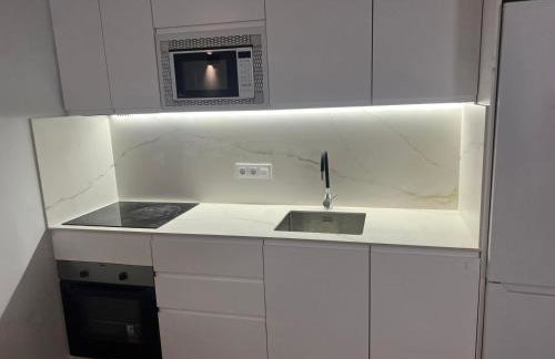 Apartamento en salou a 20m Playa! REFORMADO NUEVO - Foto 2