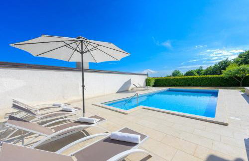 Villa The Mulberry Stonehouse by Istrialux - Photo 5