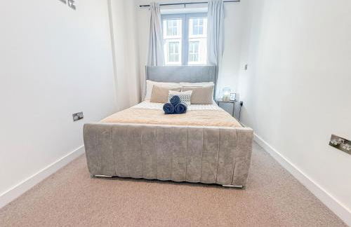 Lux 3-Bedroom Penthouse in Battersea with 3 Private Balconies near Clapham , Nine Elms by NourNest Apartments - Foto 10