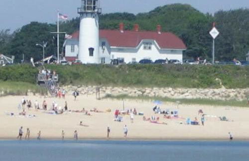 Full Renovation Amazing Spot with Views - Photo 28