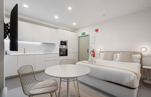 Confort y Ubicación en Madrid - Santero Suites - Photo 11