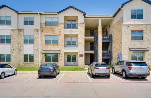 Commute to Fort Worth Newly Built Apt with Pool - Foto 24