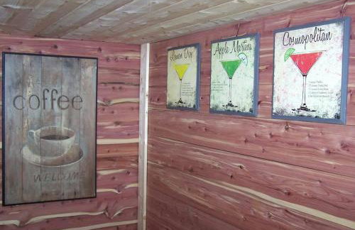 Secluded Sedona Tiny House in Woods Near Lake | Fire Pit, Hammocks, Full Kitchen & Breakfast - Foto 62