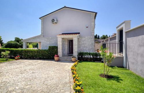 House Breeze - Premantura, 4 bedroom house with pool, jacuzzi, sauna and gaming room - Foto 58