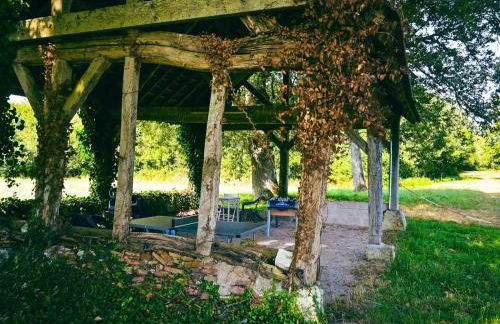 La Breteche-Le château et les dépendances - Photo 46