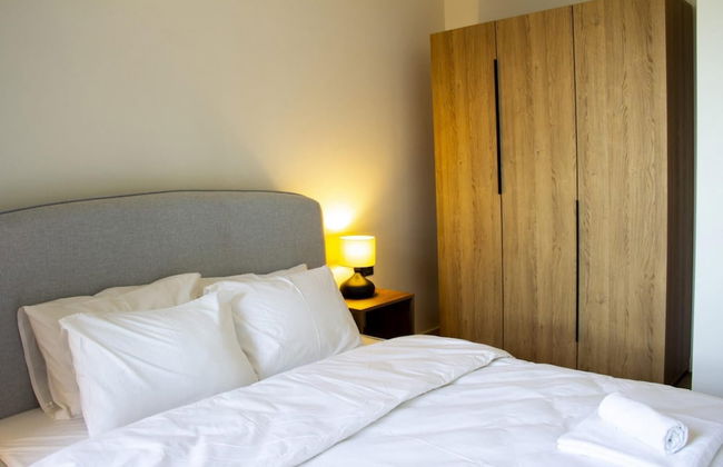 Modern and Cozy Apartment Near Shopping Malls - Foto 8