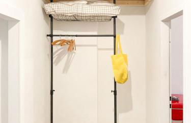 Sunny Renovated Ground-Floor Apartment in Neukölln - Foto 7