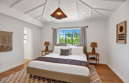 Famous Movie Colony Estate- Casa de Amigos Estate- Ultra Luxe, Pool, Spa, Firepit 4bd, 3.5bth - Foto 24