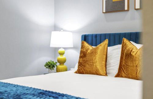 Trendy 1BR w 10ft Ceilings FREE Parking Pet Friendly - Foto 5