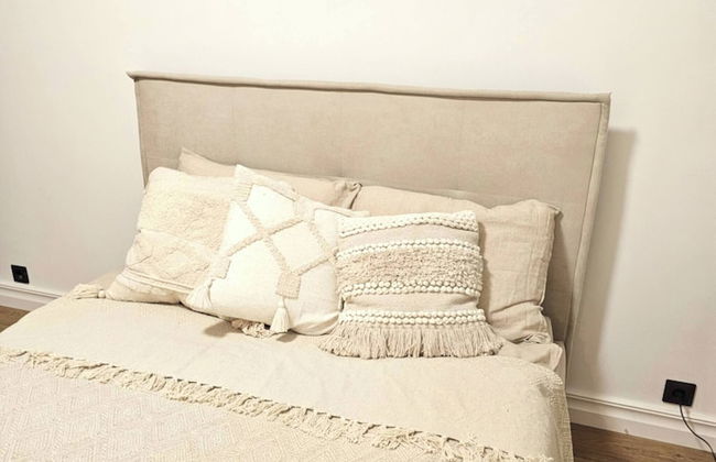 Apartment With a Fire-place - Photo 5