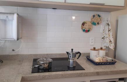 Guarajuba Summer Flat Melhor localização de Guarajuba e melhores Flats Beira Mar de Guarajuba Dispomos de 4 flats decorados no mesmo condomínio Aqui você não precisa de carro para nada Faça tudo à pé - Foto 57