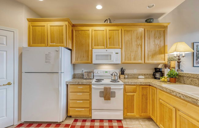 Deck + Hot Tub Community Golf Course Forest Ridge Loop - Foto 14