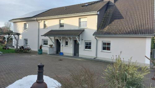 Ferienwohnung Bienwald mit Pool für 4 - 6 Personen mit 3 Schlafzimmern - Foto 3