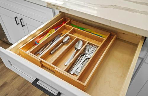 Sleeps 12 - Hot Tub - Pool - Game Room & Fire Pit! - Foto 44