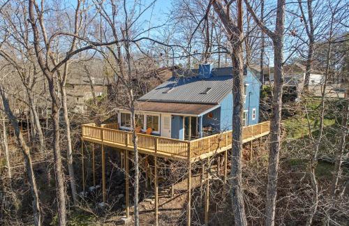 Little blue house on the lake - Photo 23