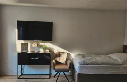 Modern & Comfortable Business Apartment Stuttgart - WLAN, 4K TV, Küche, Waschmaschine, Balkon - Foto 2